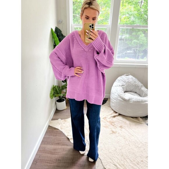 FREE PEOPLE Alli V-neck Sweater in Iris Orchid Size Medium - Picture 4 of 9